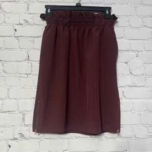 Albion Fit Paperbag Burgundy Mini Skirt Gold Zippers XS Travel Athletic Desc.